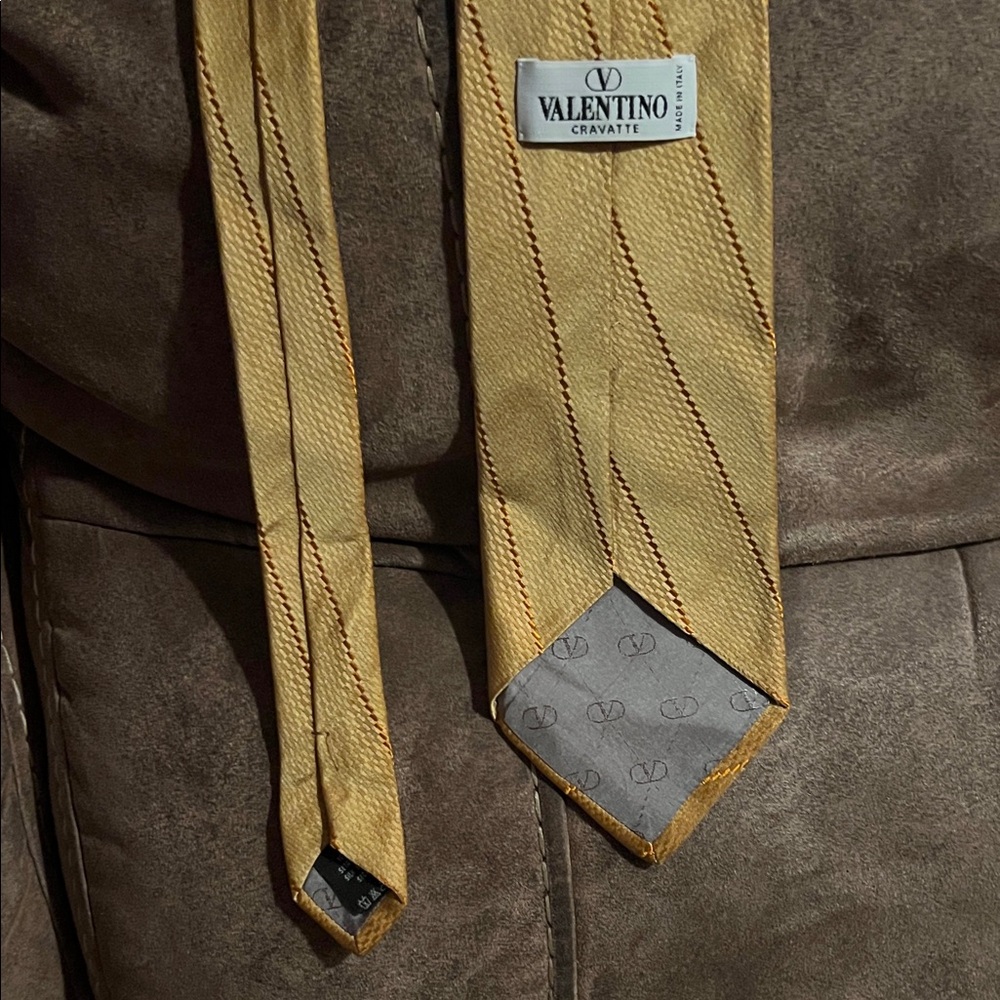 Valentino Gold Tie with Diagonal Stripes